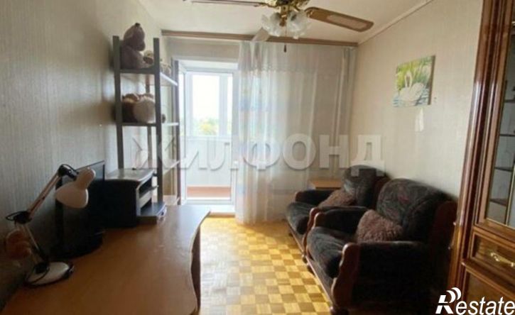 4-комн квартира ул Революционная, 54,  д. 54