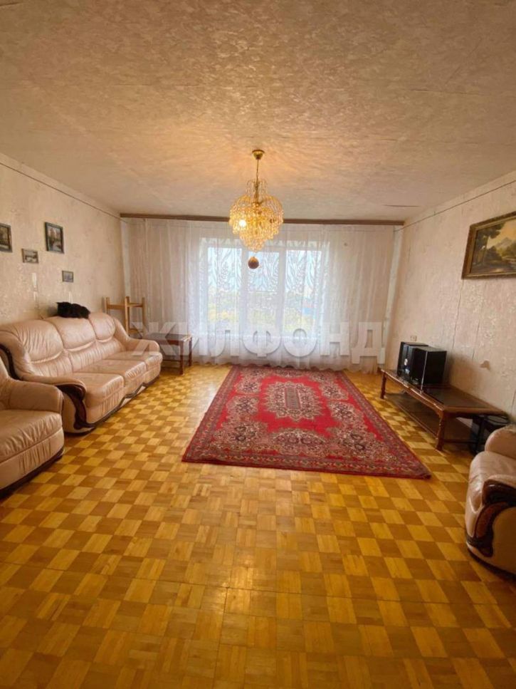 4-комн квартира Фрунзе улица, д.35