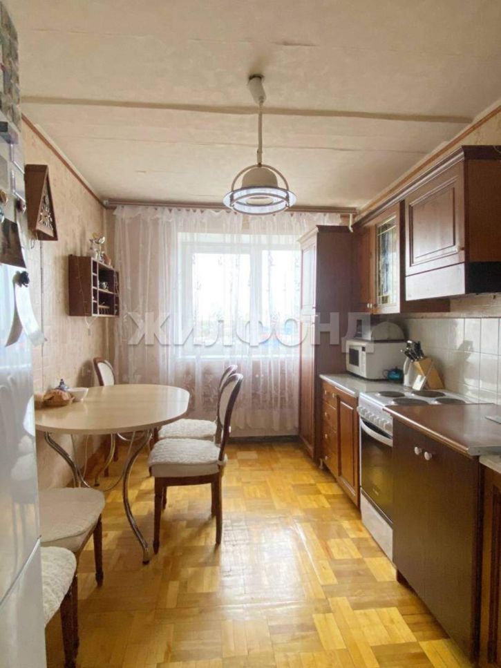4-комн квартира Фрунзе улица, д.35