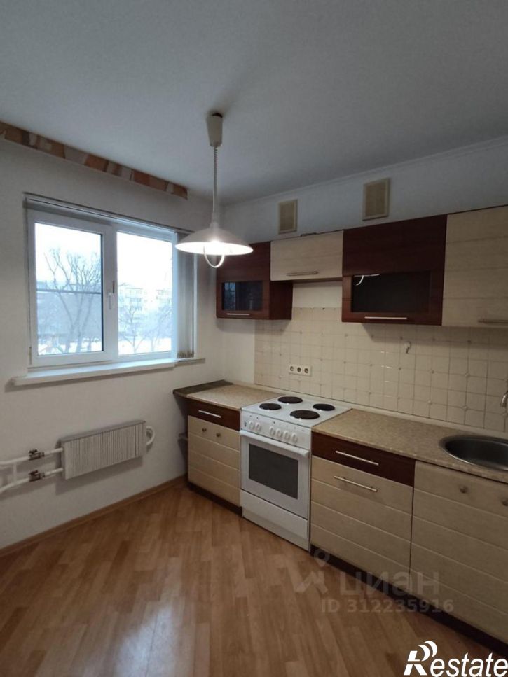 3-комн квартира б-р Курчатова, 13,  д. 13