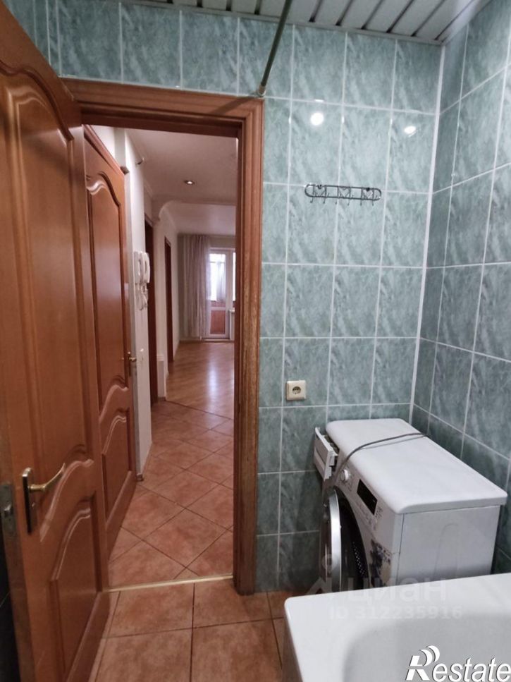 3-комн квартира б-р Курчатова, 13,  д. 13