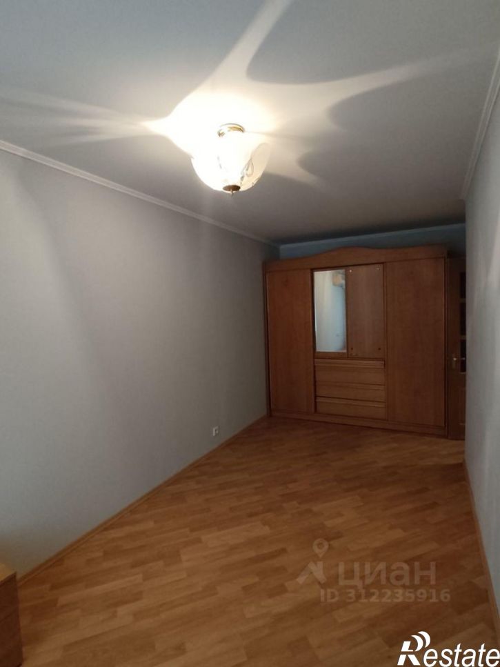 3-комн квартира б-р Курчатова, 13,  д. 13
