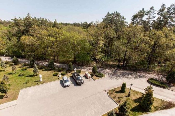 3-комн квартира Спортивная улица, 1г