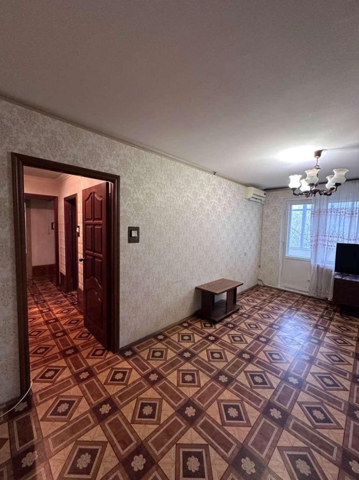 2-комн квартира Голосова улица, 40