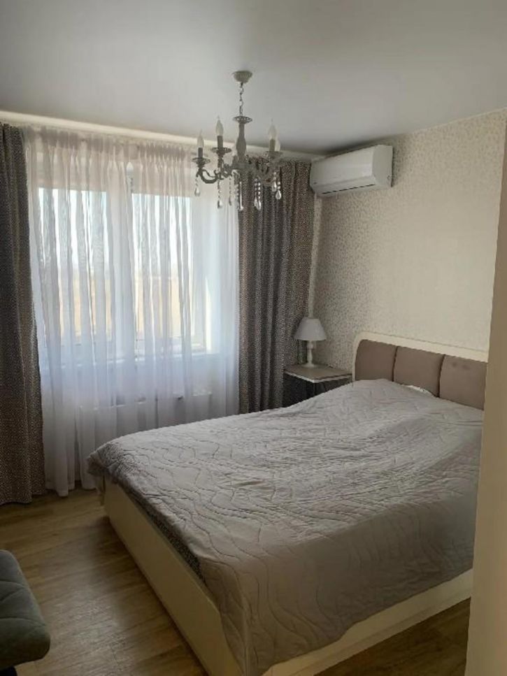 1-комн квартира Калмыцкая, 37