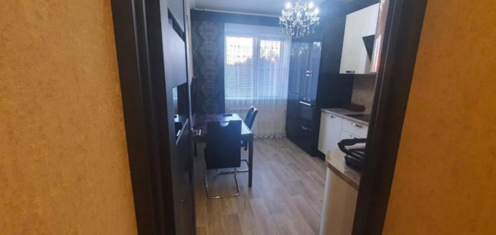 2-комн квартира Октябрьская, 80