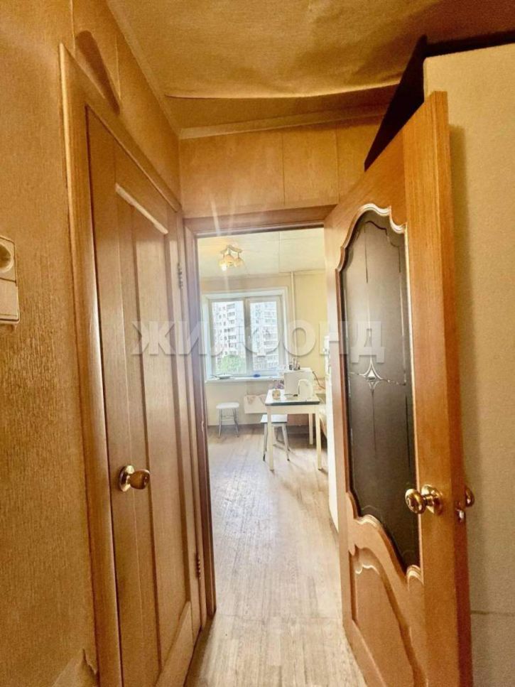 2-комн квартира Автостроителей улица, д.11