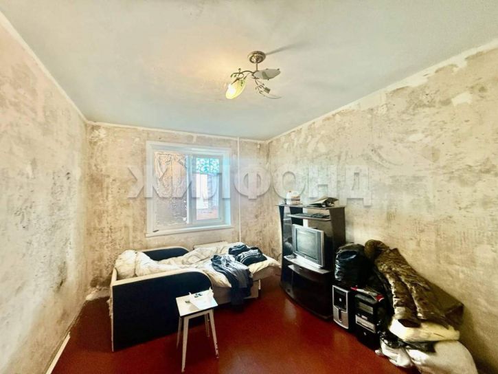 2-комн квартира Автостроителей улица, д.11