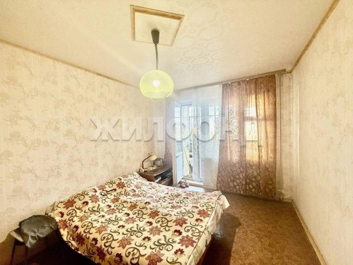 3-комн квартира Космонавтов бульвар, д.15