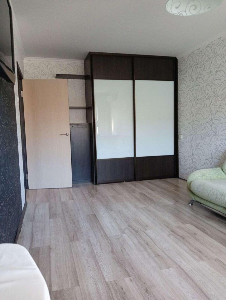 1-комн квартира Орджоникидзе бульвар, 2
