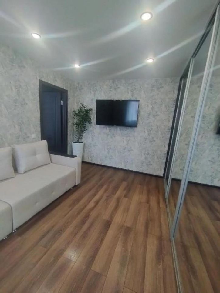 1-комн квартира Калмыцкая, 31