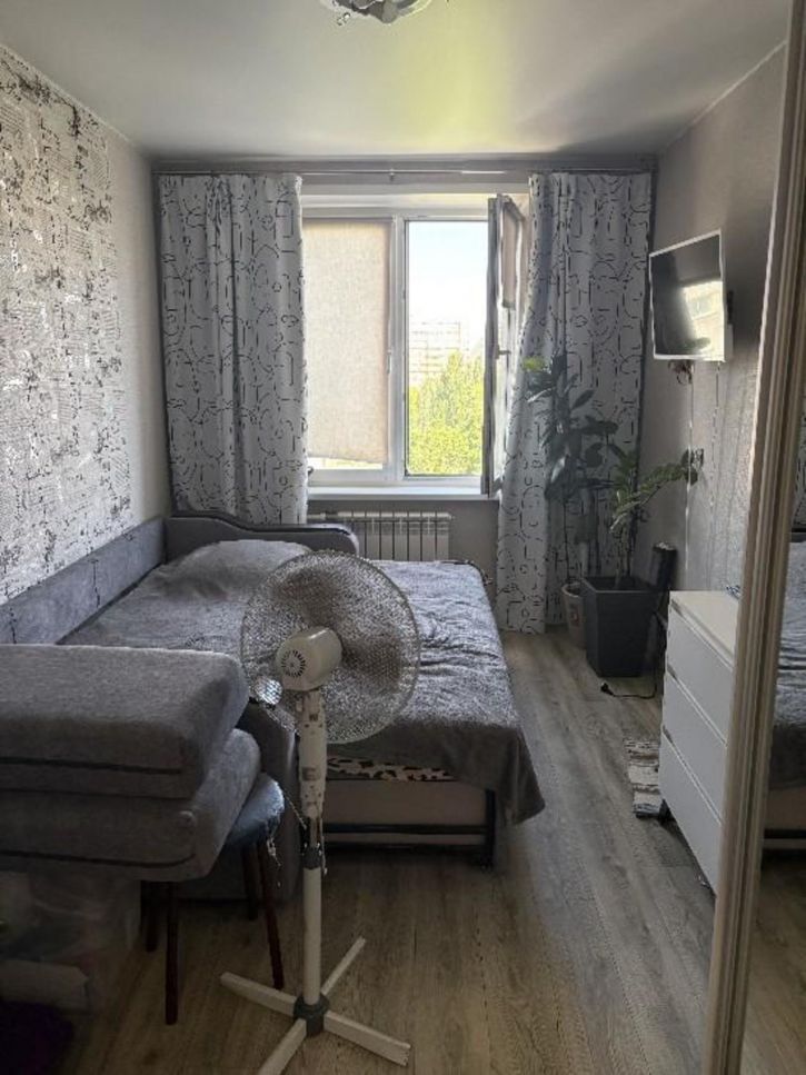 2-комн квартира Королева б-р, 4