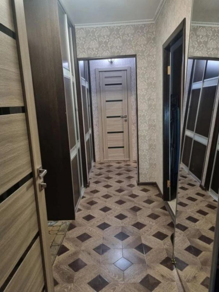 2-комн квартира Ворошилова, 41