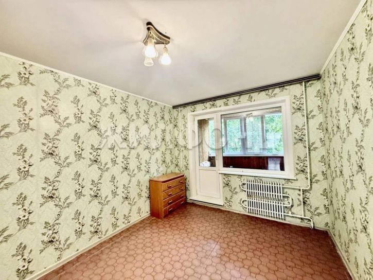 3-комн квартира Автостроителей улица, д.52