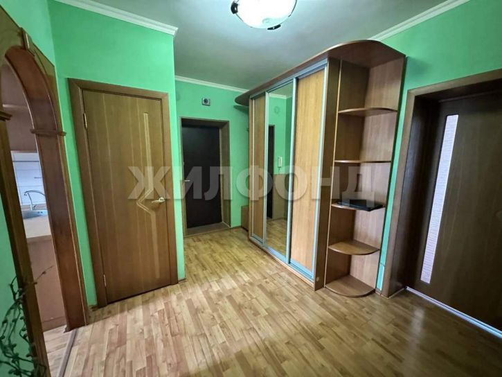 2-комн квартира Полякова улица, д.24