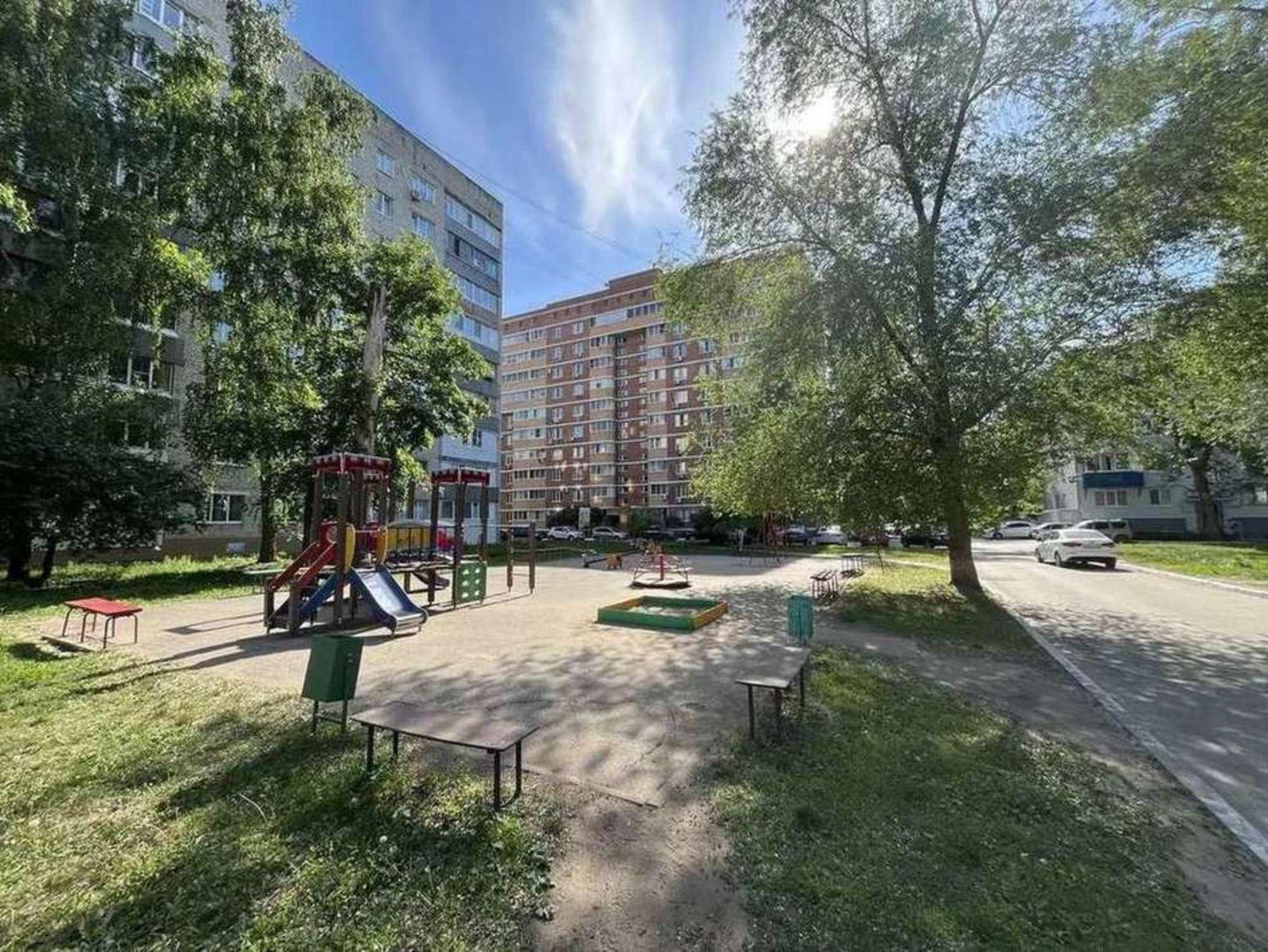 Купить квартиру за 4 430 000 рублей на Ленина бульвар, 14А