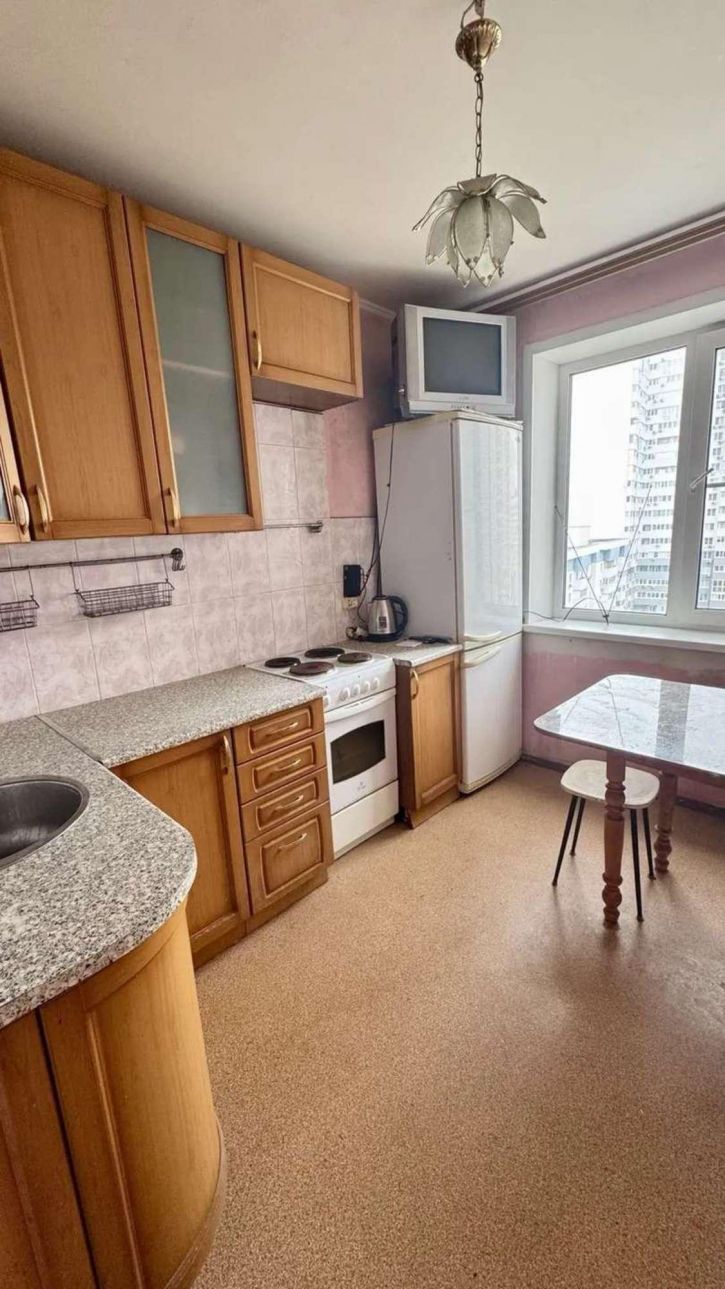3-комн квартира Александра Кудашева улица, 118