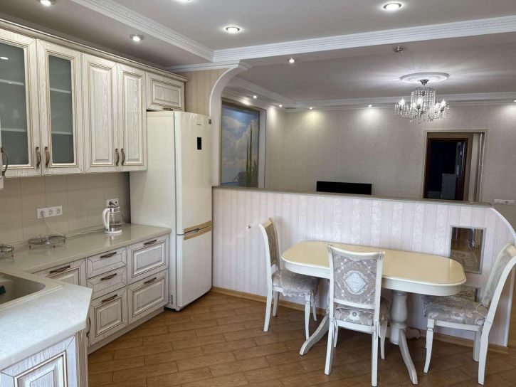3-комн квартира Цветной бульвар, 7