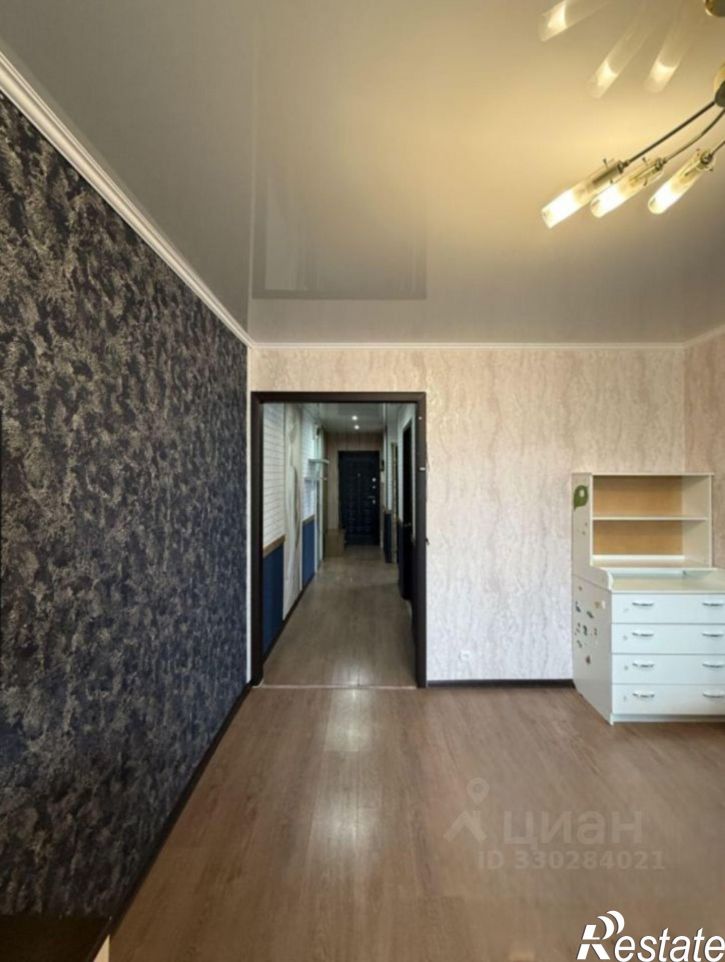 3-комн квартира б-р 50 лет Октября, 57,  д. 57