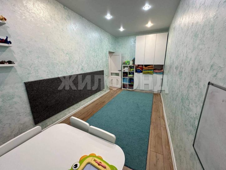 3-комн квартира Матросова улица, д.3