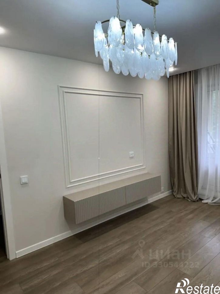 1-комн квартира б-р Луначарского, 4,  д. 4