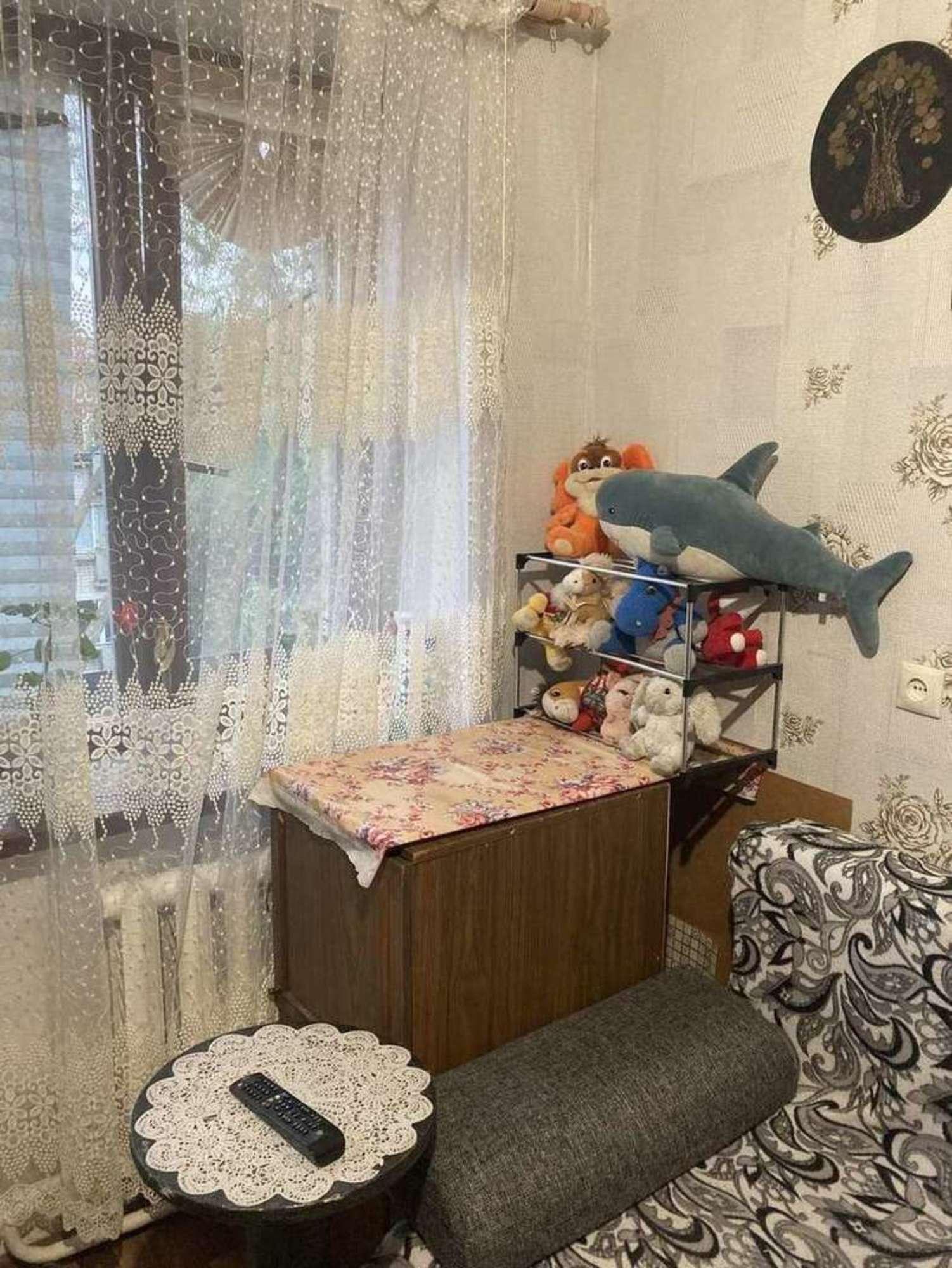 Купить квартиру за 2 350 000 рублей на Карбышева улица, 7