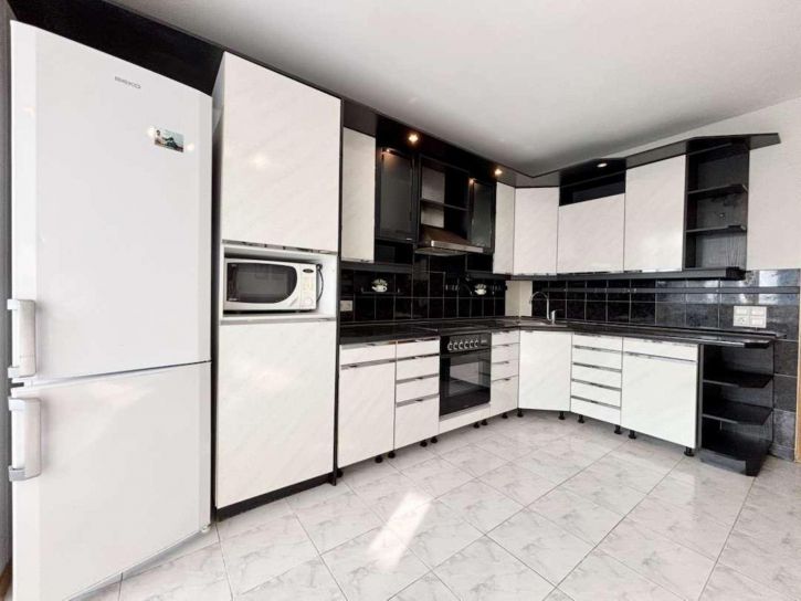 3-комн квартира Мурысева улица, 59
