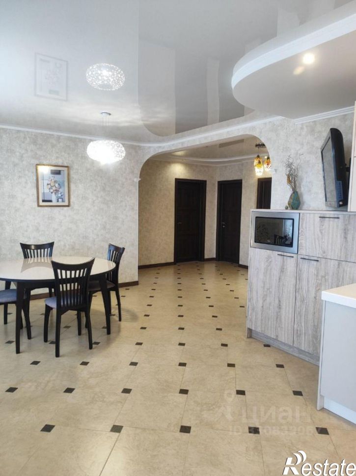 3-комн квартира б-р Космонавтов, 3Б,  д. 3Б