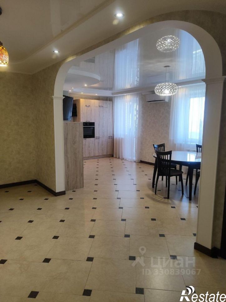 3-комн квартира б-р Космонавтов, 3Б,  д. 3Б