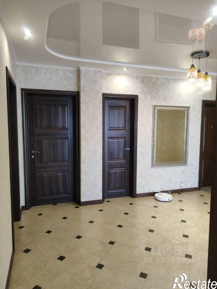 3-комн квартира б-р Космонавтов, 3Б,  д. 3Б