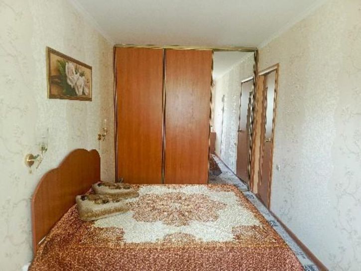 2-комн квартира Советская, 79