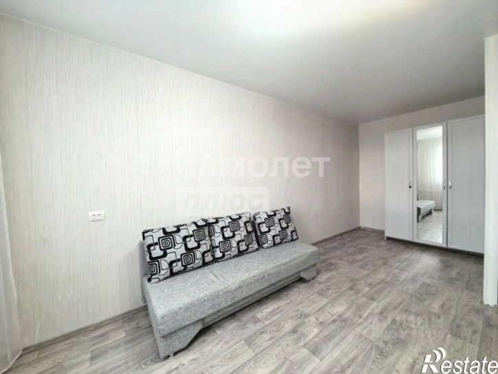 1-комн квартира б-р Космонавтов, 4,  д. 4