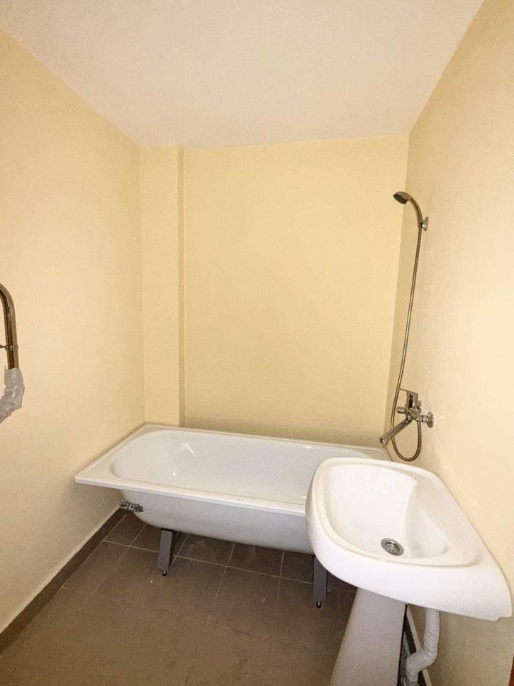 3-комн квартира Горького улица, 41