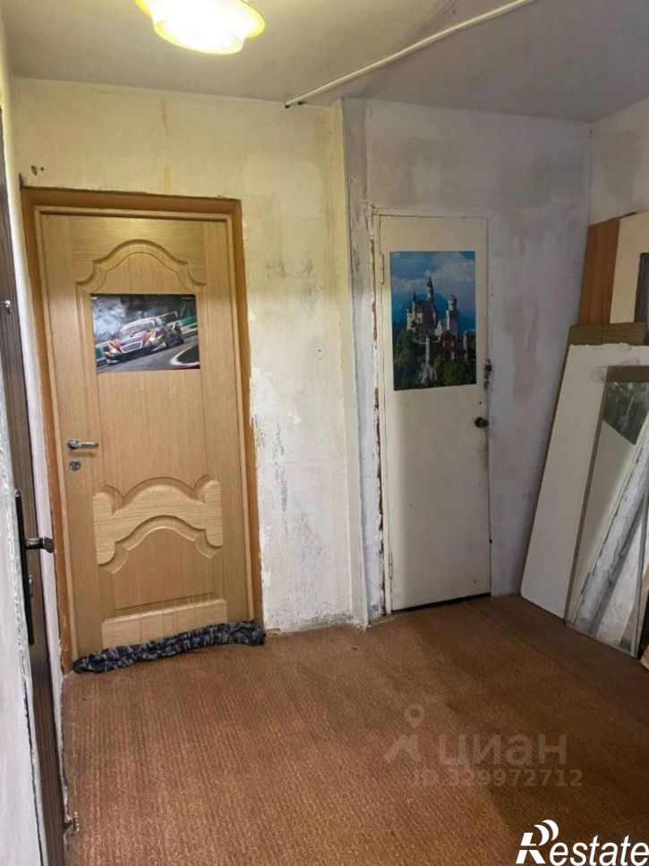 Комната б-р Космонавтов, 8,  д. 8