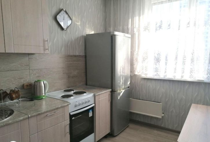 1-комн квартира Гидротехническая улица, 32