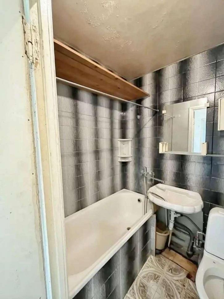 1-комн квартира Автостроителей улица, 13