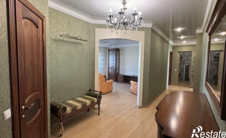 3-комн квартира ул Баныкина, 21,  д. 21