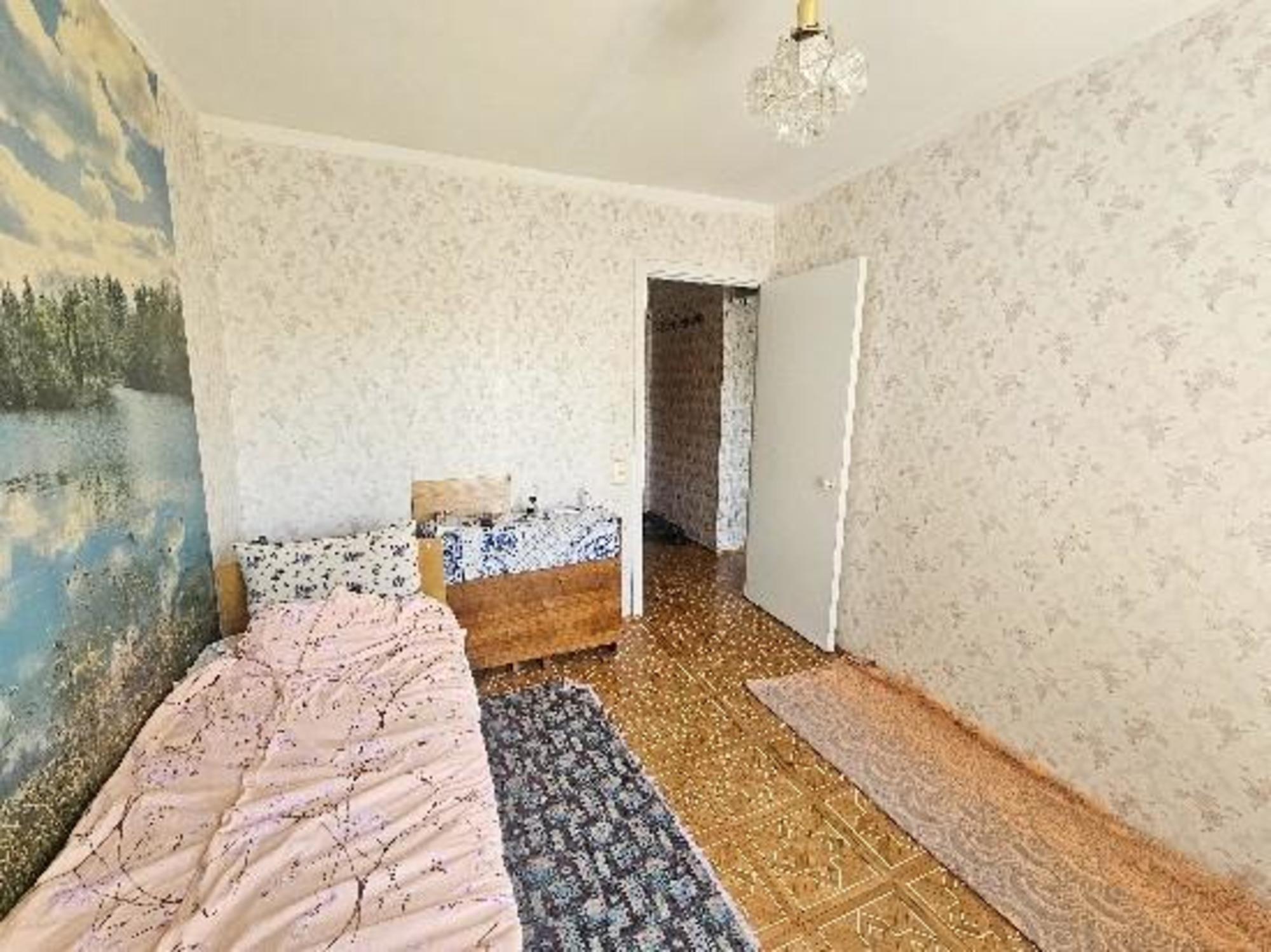 Купить квартиру за 4 738 000 рублей на Приморский б-р, 32