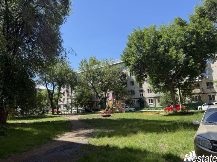 1-комн квартира улица Ленина, 100,  д. 100