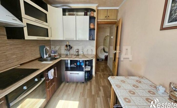 3-комн квартира ул Матросова, 12,  д. 12