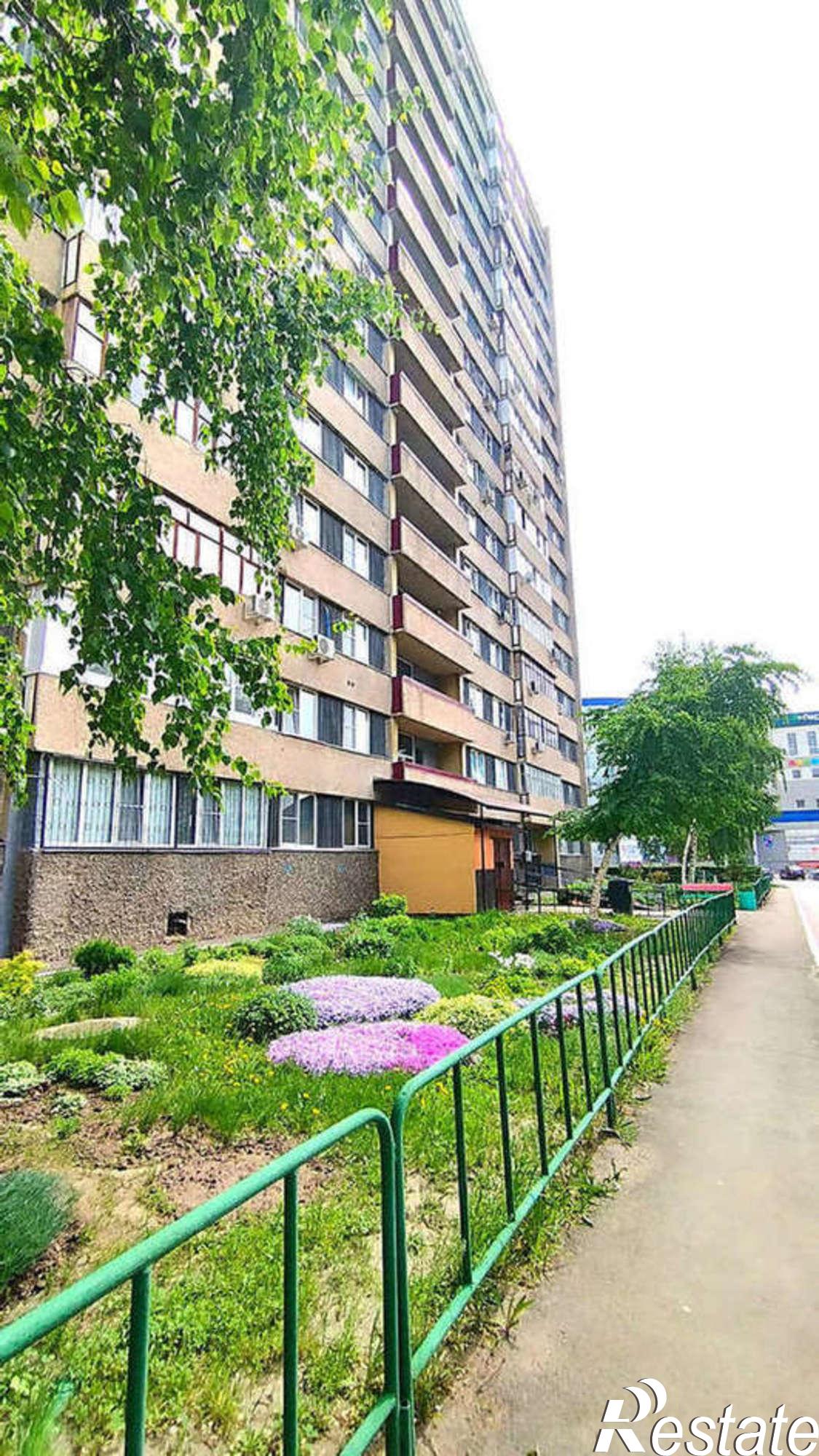 Купить квартиру за 3 420 000 рублей на Космонавтов бульвар, 32