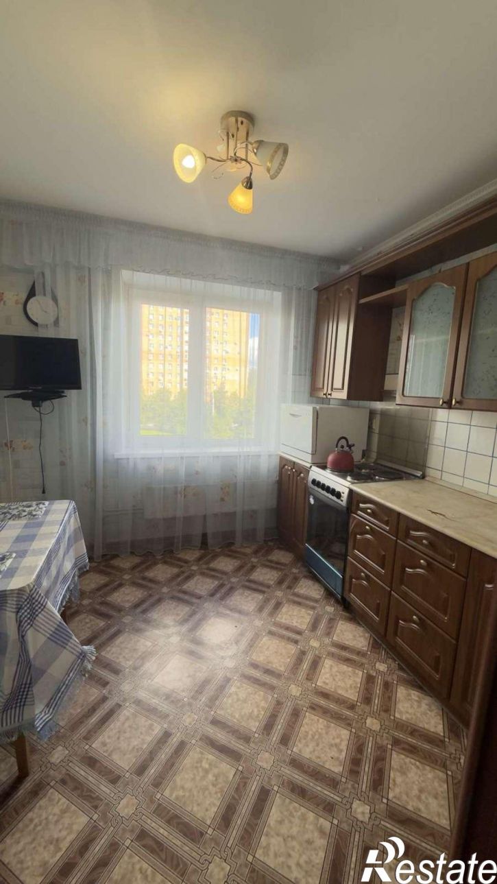 1-комн квартира Автостроителей улица, 12