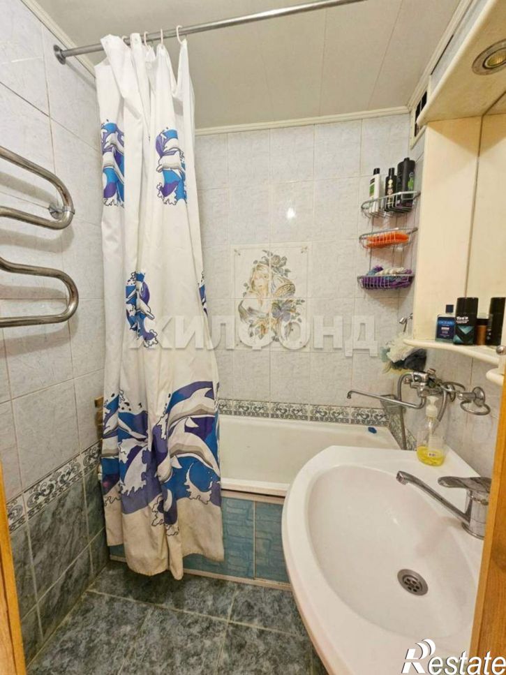 3-комн квартира Матросова улица, д.12