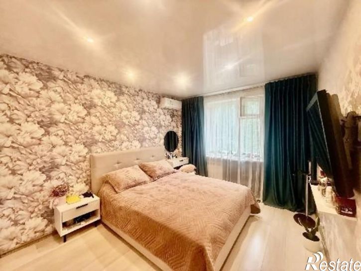 3-комн квартира Татищева б-р, 2