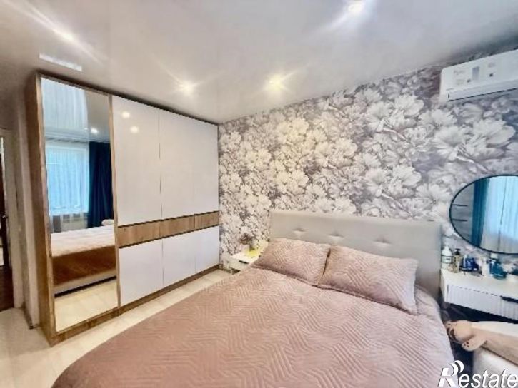 3-комн квартира Татищева б-р, 2