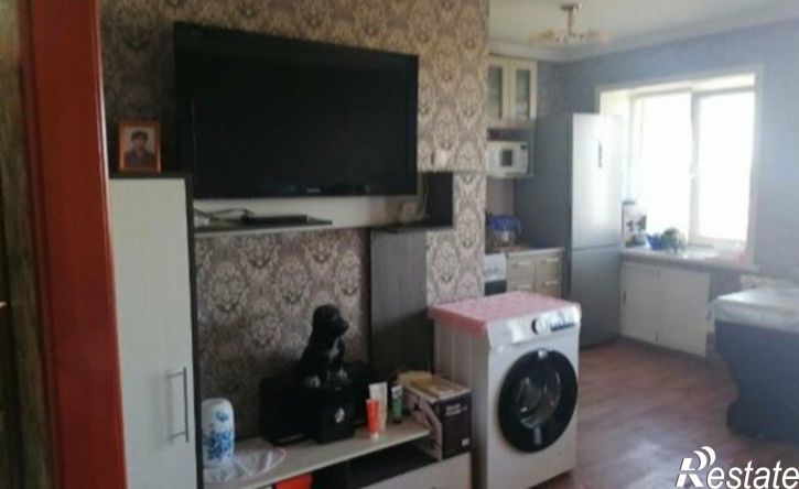 3-комн квартира улица Горького, 40,  д. 40