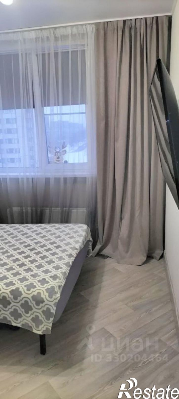 2-комн квартира улица Баныкина, 32,  д. 32
