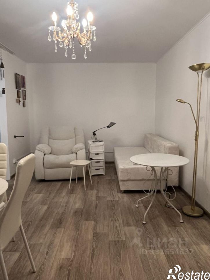2-комн квартира б-р Ленина, 18,  д. 18