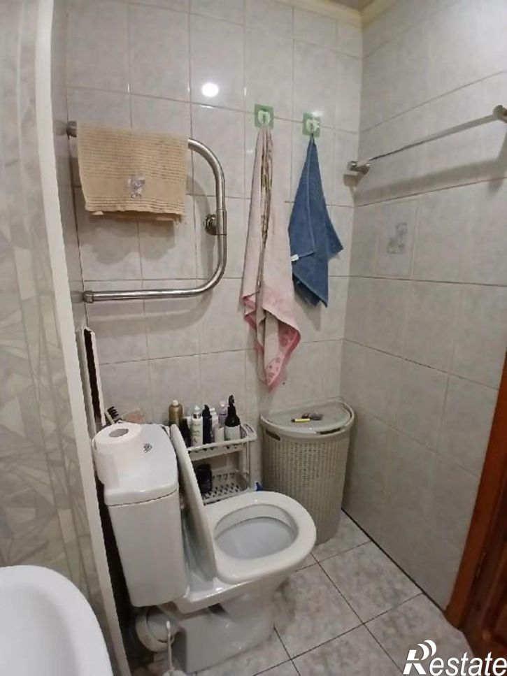 3-комн квартира Дзержинского, 75