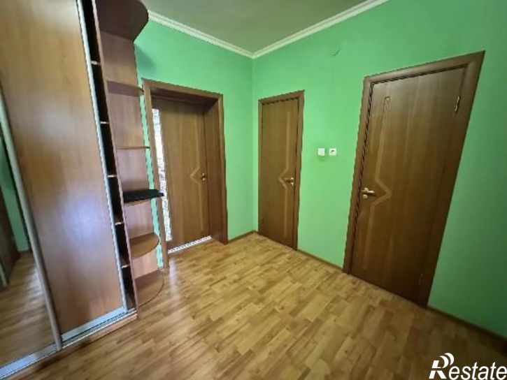 2-комн квартира Полякова, 24